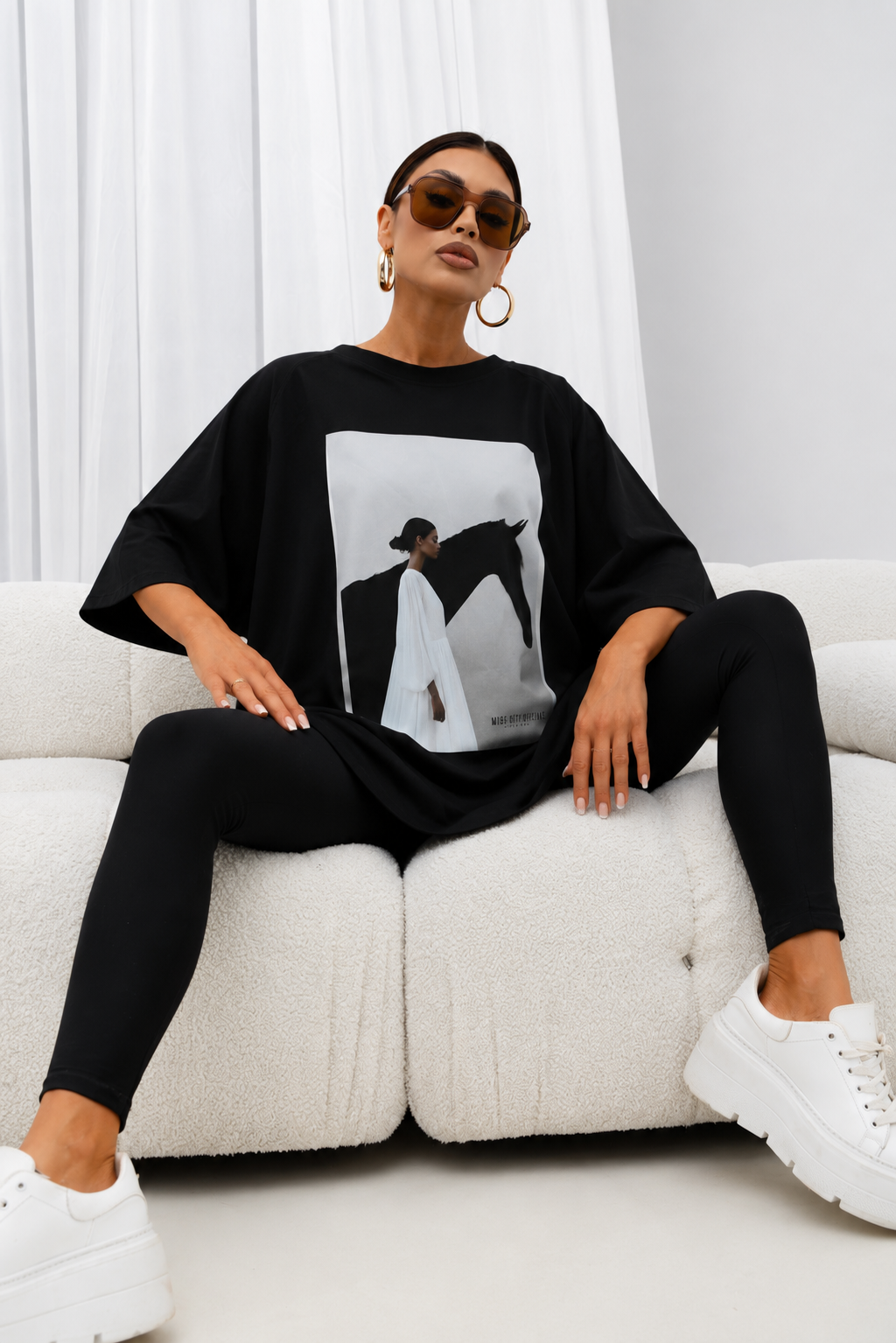 Tričko silent woman black