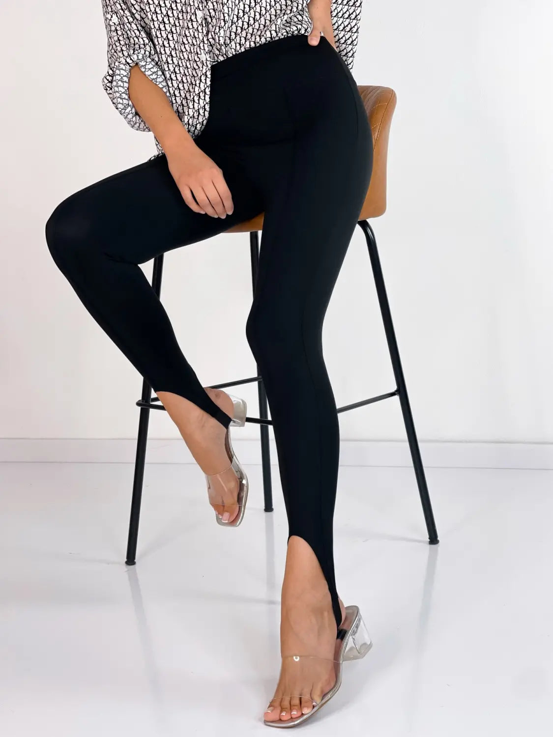 Legíny Adriana black