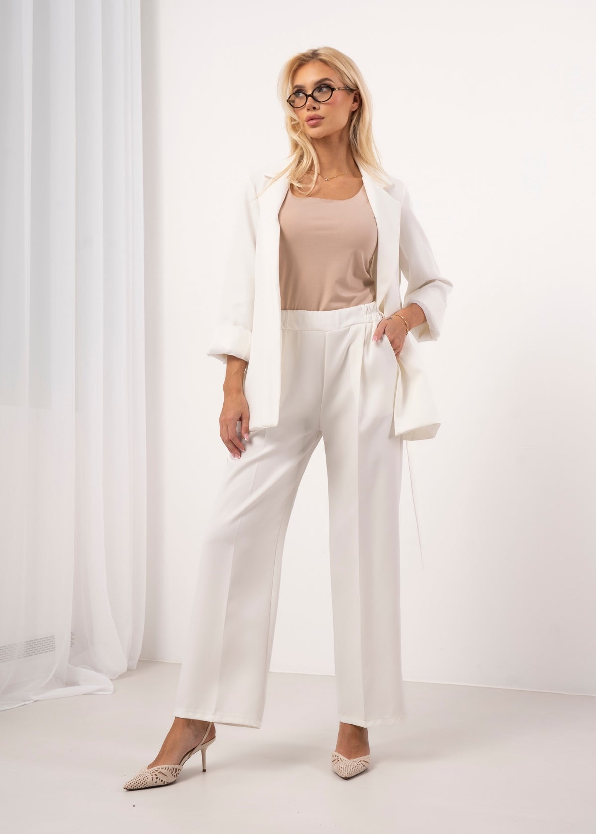 Nohavice Molly white