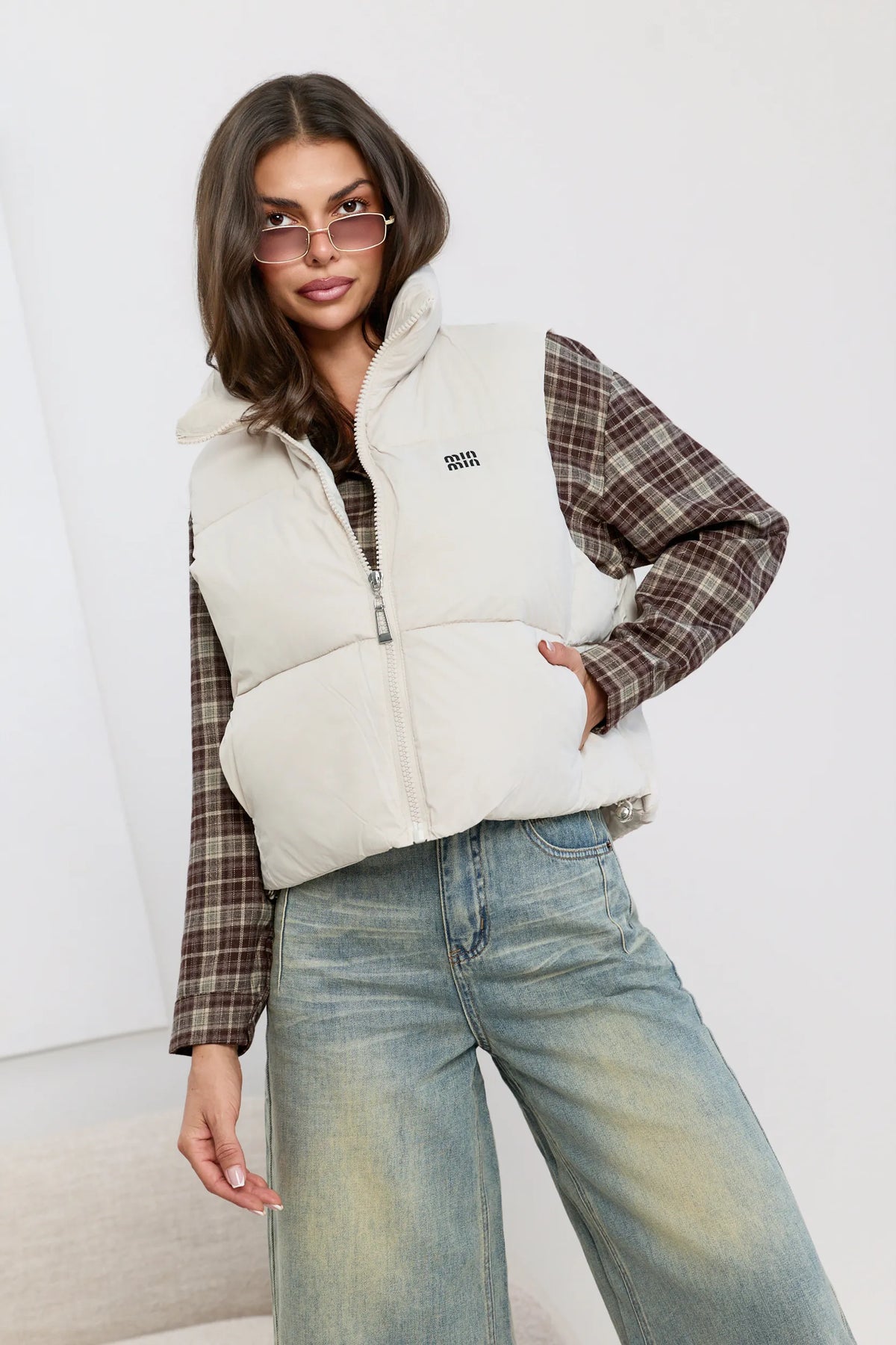 Vesta Miu cream
